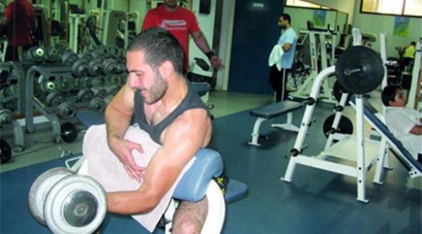 المبالغة في الرياضة قد تشير إلى "عقدة أدونيس"