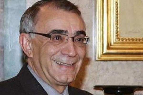 لهذا السبب تم اعتماد الدارجة كلغة للشرح وفق تصور عزيمان