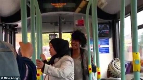 معطيات جديدة في قضية البريطانية التي سبت مسلمات من بينهن مغربية