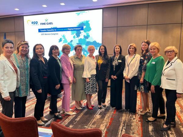 فيدرالية المرأة التجمعية تؤكد بدبلن على ضرورة مواكبة النساء في مواجهة الثورة الرقمية والخضراء