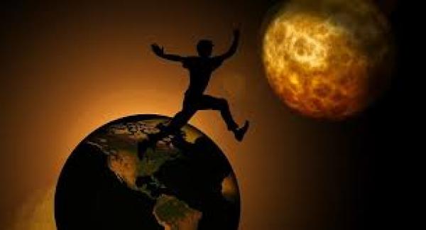 عالم بريطاني: نهاية العالم 23 شتنبر والأدلة في الأهرامات والكتاب المقدس