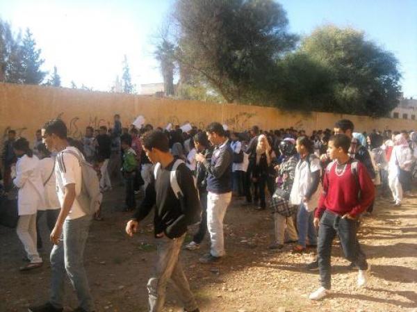 فضيحة بفكيك ... نجاح جميع تلاميذ إعدادية بعتبة 3/20