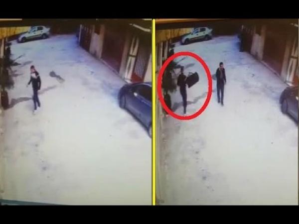 بالفيديو.. لص يسرق منزلا في وضح النهار بطنجة