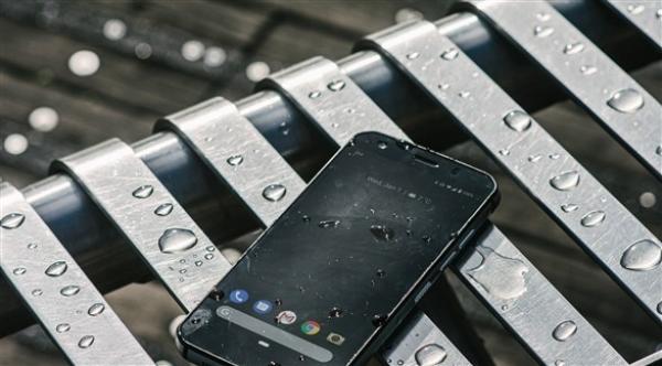 بوليت تطلق الهاتف Cat S52 للاستخدامات الشاقة