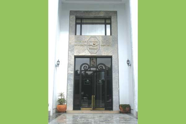 فضيحة التوظيفات :الشرطة تحقق مع مسؤولين في وزارة الصحة