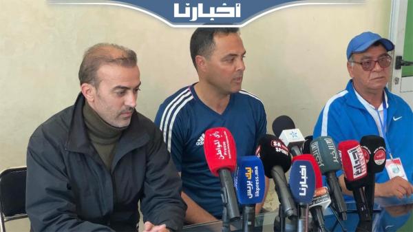 مدرب يوسفية برشيد يشتكي من التحكيم في مباراة الرجاء