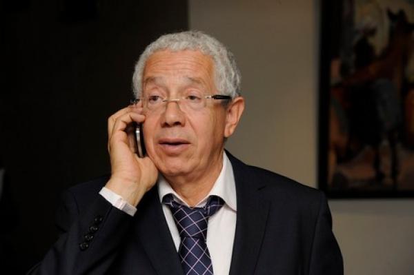 سخرية فايسبوكية عارمة من القاموس الدارج الذي "اخترعه" عيوش وهذه بعض الأمثلة