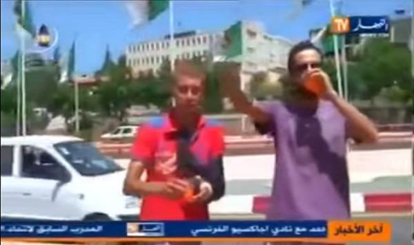 بالفيديو ..دعاة الإفطار العلني في الجزائر يشربون الخمر في الشارع