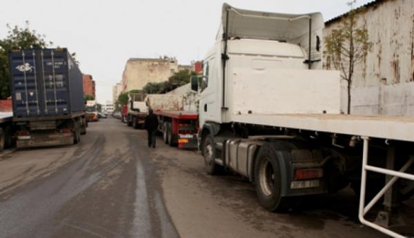 عمليات سرقة فريدة من نوعها تستهدف أصحاب الشاحنات بآسفي