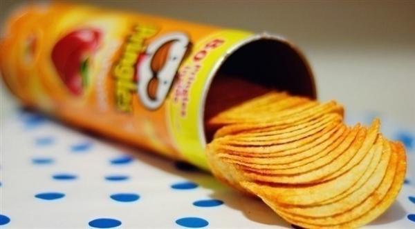 كم كيس (شيبس) يمكن للطفل أكله في اليوم؟