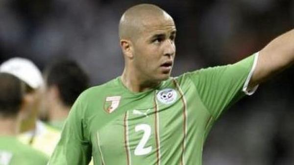 بوقرة ينفي وجود خلافات داخل المنتخب الجزائري