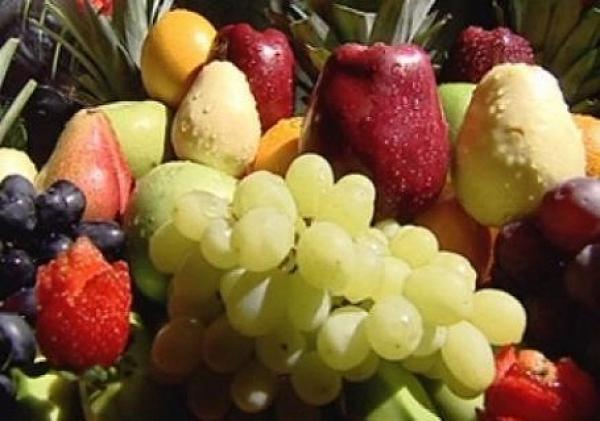 دراسة أمريكية : سكر الفاكهة أحد أسباب السمنة نتيجة لعدم شعور المخ بالامتلاء عند تناوله