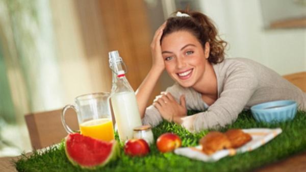 اتباع نظام غذائي صحي مفتاح لزيادة المناعة في الشيخوخة