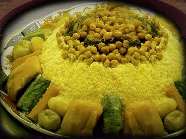 \'الكسكس\' يحتل المرتبة الثالثة في أكلات الفرنسيين