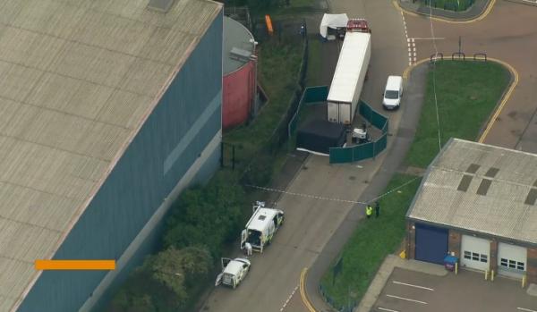 بريطانيا:  العثور على 39 جثة في مقطورة شاحنة قادمة من بلغاريا