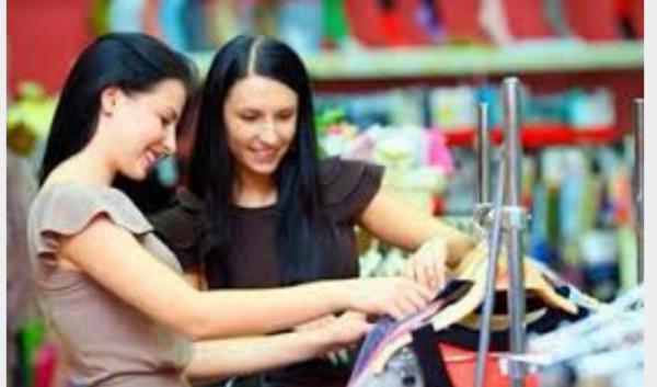 سحب "أزياء عنصرية" مسيئة للعرب من متاجر أمريكية