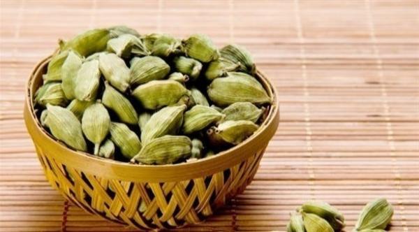 لهذه الأسباب أضف الهيل إلى طعامك