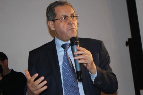 العنصر يصف بعض الحركيين بـ"لْكْنَاطَحْ"