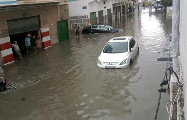 صور - صمت و لامبالاة السلطات المحلية يحول حي الرياض زيانة بتطوان الى منطقة منكوبة!