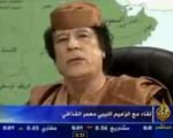 تعريف الديمقراطية حسب معمر القذافي 