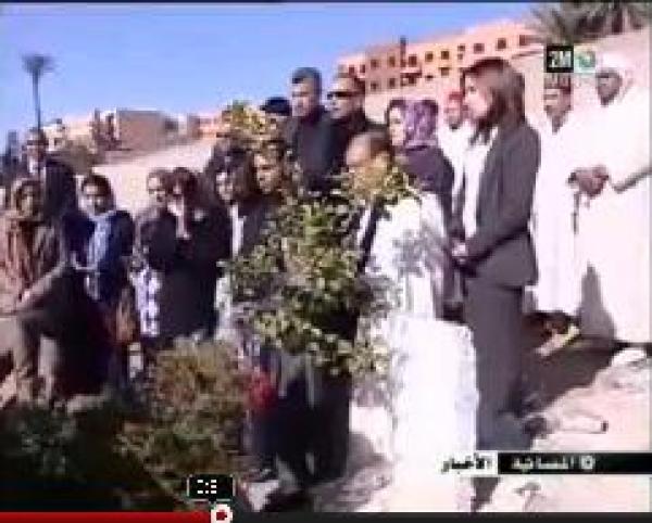 الرئيس التونسي يزور قبر والده بمراكش 