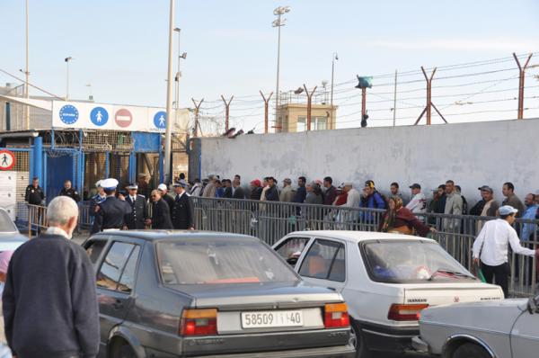 سيارات ممنوعة من دخول سبتة المحتلة انطلاقا من الاثنين المقبل