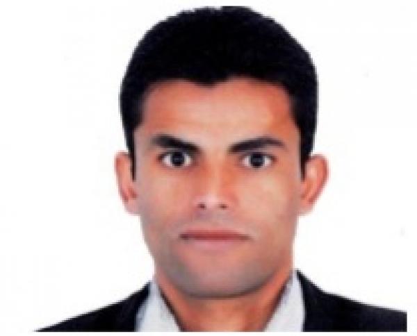 إلى أساتذتي ...أنتم النور عينه