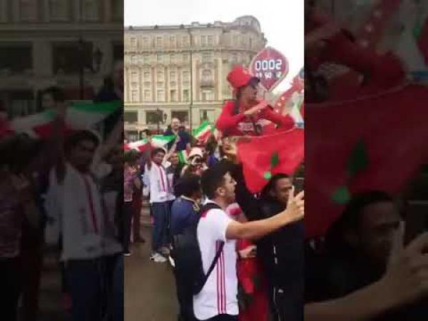 فيديو جد رائع..جماهير مغربية ناشطة ومحيحية في روسيا