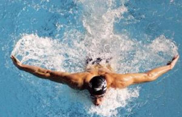 يوليوز أسوأ الشهور لممارسة رياضة السباحة