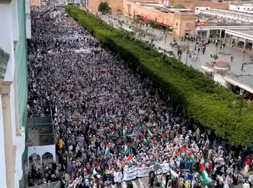 الرباط تحتضن مسيرة حاشدة تضامناً مع فلسطين وتنديداً بالحرب على غزة