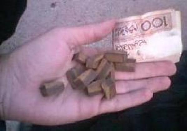 الحشيش والقرقوبي والكالة لتلاميذ المدارس العمومية والغبرة للمدارس الخصوصية