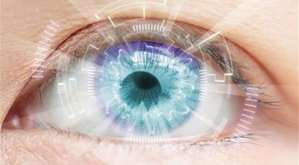 عدسة لاصقة ذكية تكشف مخاطر تطوّر الجلوكوما