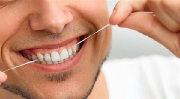 التهابات اللثة قد تكون مؤشرا لهذه الأمراض