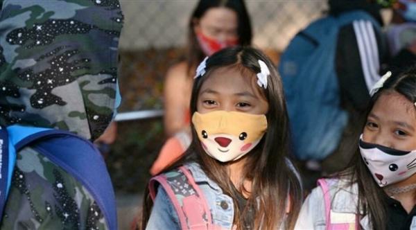 أستاذ غير ملقح ينقل عدوى كورونا إلى 18 تلميذاً في كاليفورنيا