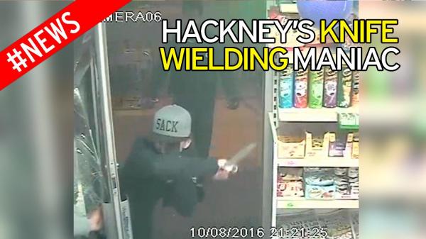 بالفيديو: صاحب متجر ينقذ شاباً من مسلح أراد قتله