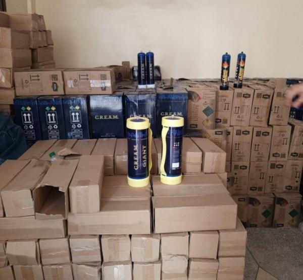 بتنسيق مع "ديستي".. الأمن يحجز كميات ضخمة من غاز خطير ويعتقل مواطنين أجانب