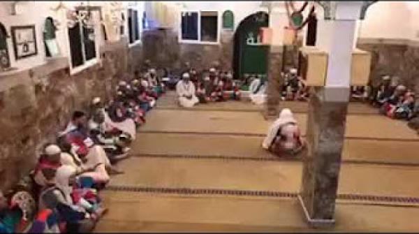 شاهد غرائب الصوفية من إحدى مساجد مستغانم بالجزائر