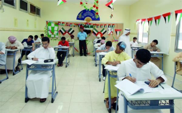 راتب المعلم في الامارات ثاني أعلى راتب عالميًا