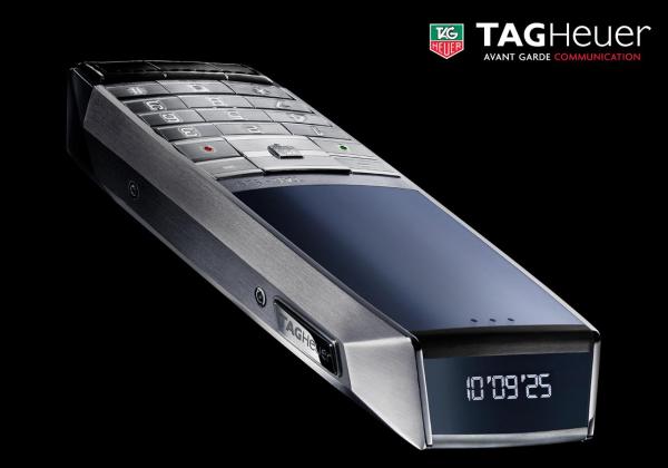 بالفيديو .. "تاغ هوير" تطلق  هاتف ذكي فاخر يشحن نفسه ذاتياً بسعر خيالي