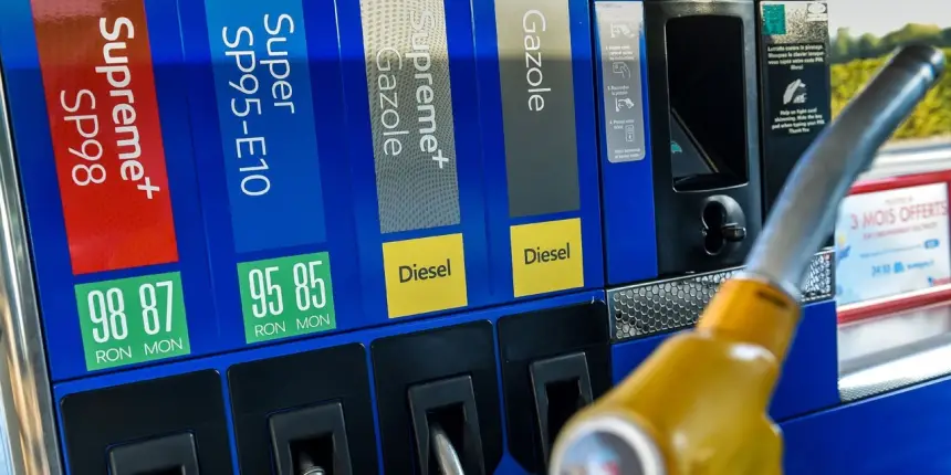 أسعار الوقود تشتعل في فرنسا .. الديزل يكسر حاجز الـ 2 يورو