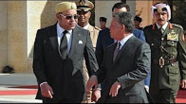 لحظة إستقبال ملك الأردن بالعاصمة الرباط في المغرب