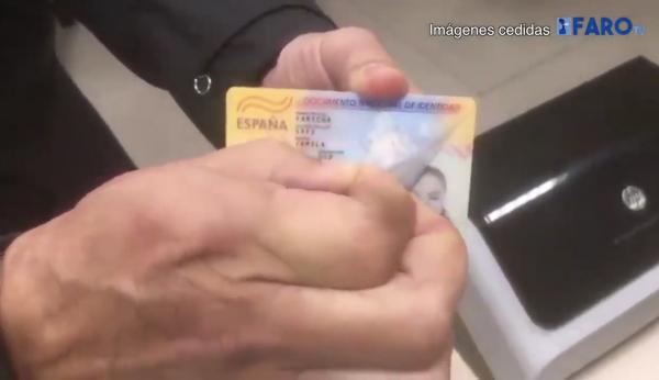 شاهد .. آخر مكاين في تزوير بطاقة الإقامة الإسبانية تم كشفها في ميناء سبتة