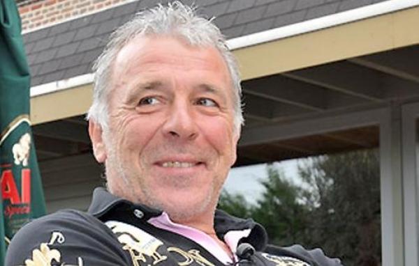 فضيحة..غيريتس دعى هيفتي إلى ترك لاعبي المنتخب \"يستمتعون\" بملاهي ماربيا 