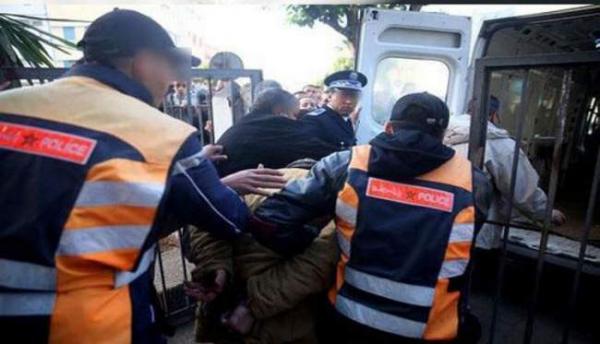 الأمن يداهم منزلا بالقنيطرة ويحجز 4 ملايين ويعتقل عدد من الأشخاص لهذا السبب!