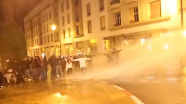 بالفيديو...القوات العمومية تتدخل بشكل "عنيف" لفض اعتصام الأساتذة المتعاقدين بالرباط وحديث عن عشرات المصابين