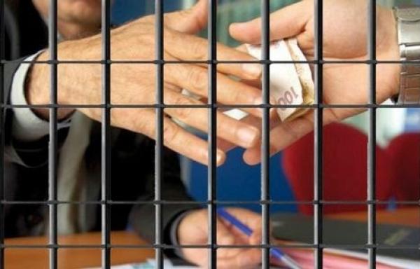 وزارة العدل تبدي جدية في متابعة مسطرة التبليغ عن المرتشين