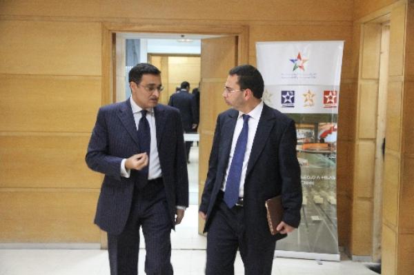  وزير الإتصال الجديد يفاجئ القناة الأولى مؤكدا اهتمام الحكومة الجديدة بالإعلام العمومي