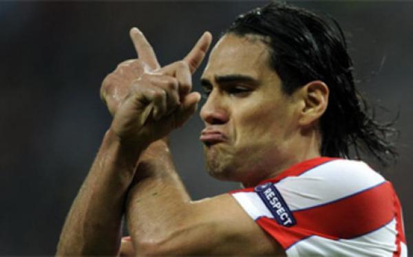 "النمر" فالكاو الى موناكو الفرنسي بمبلغ خيالي