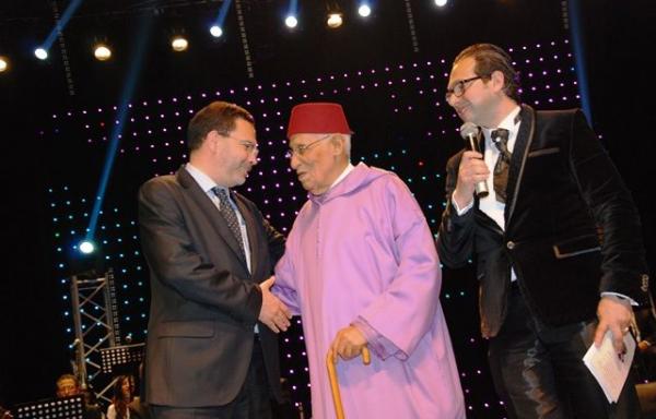 وفاة صاحب أغنية "ألف هنية وهنية" بعد معاناة مع المرض