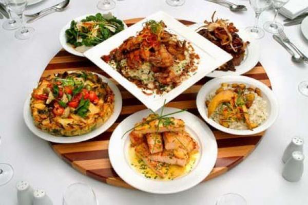 8 فوائد لا تعرفها لتناول العشاء مبكراً